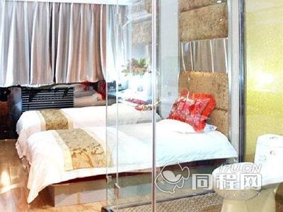 北京鸿炜亿家连锁酒店（右安门店）图片标准双床房