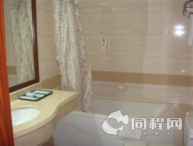 上海艾尔商务大酒店图片客房/卫浴[由sallyhct提供]