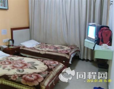 广州家园连锁酒店（流花家园店）图片客房/床[由13233yslcst提供]
