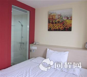 南京汉庭酒店（夫子庙中山南路店）图片客房/床[由13852wrknll提供]