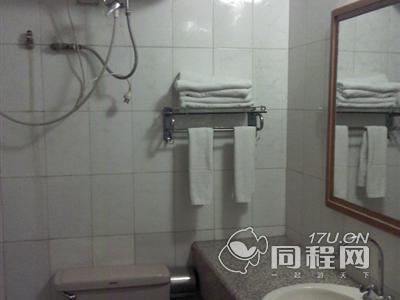 北京朗廷宾馆图片浴室[由13482qwlshy提供]