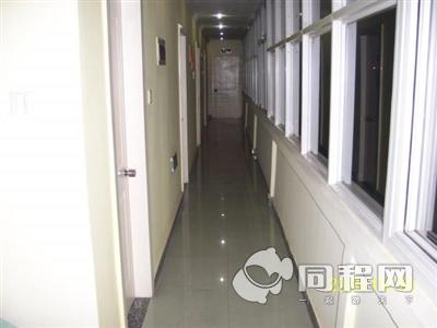 杭州灵达假日酒店图片走廊[由13788pvldis提供]