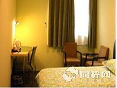 上海莫泰168连锁酒店（高桥慈善街店）图片特价大床