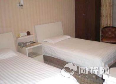 上海宝隆居家酒店（控江店）图片双床房