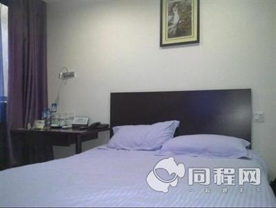 上海美京大酒店图片客房/床[由13601lyojbe提供]