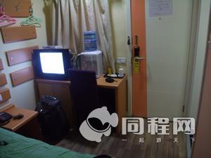 上海松泰商务酒店（虹桥机场店）图片客房/房内设施[由linxiaoxin提供]