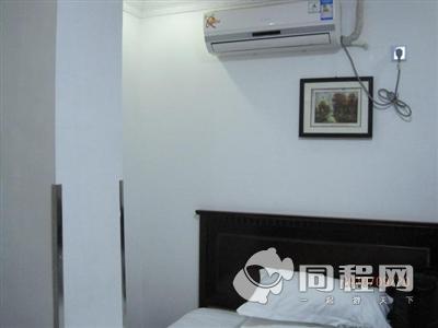 上海淮宝宾馆图片客房/房内设施[由13661cuhiaf提供]