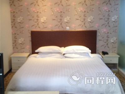 上海圣伦兰时尚酒店（虹桥机场金汇路店）图片商务大床房